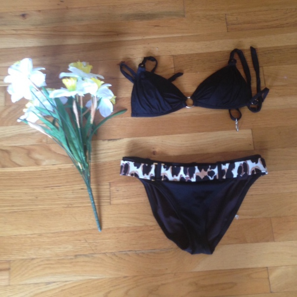 VIctoria's Secret Bikini Bottoms
